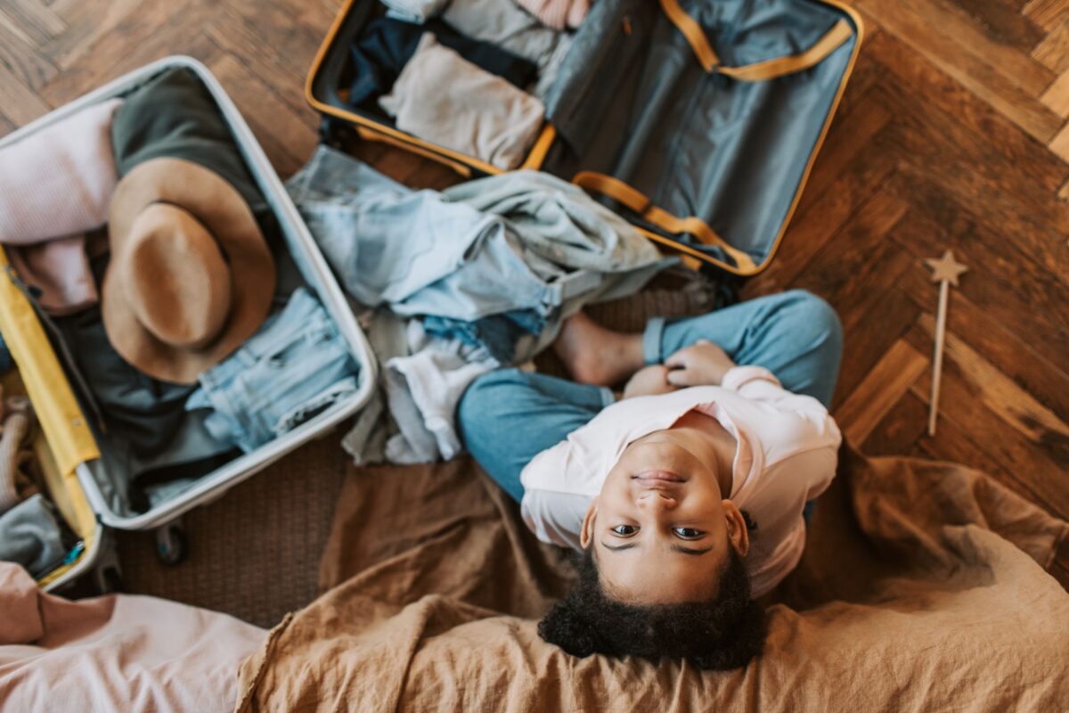 voyager léger valise accessoires confort indispensables