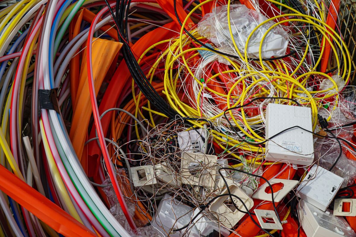 dissimuler câbles efforts choix bricolage fonctionnent